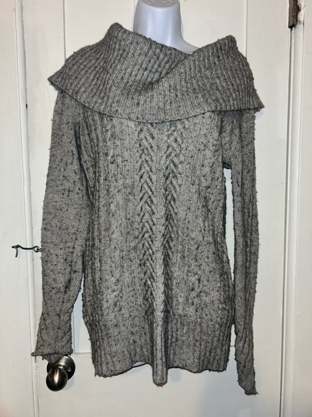 BCBGMaxAzria Gray Cable-Knit Off-the-Shoulder Sweater